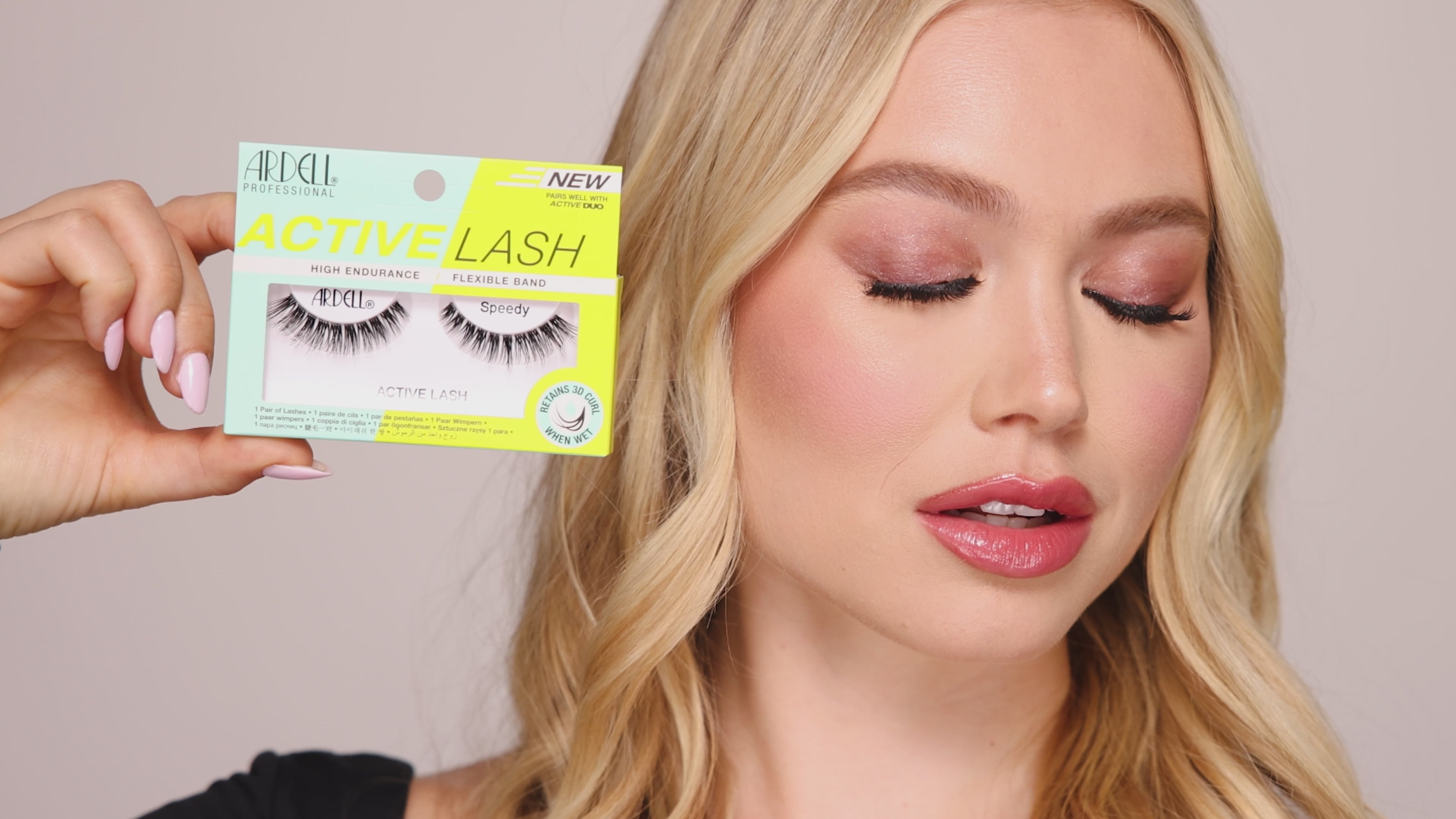Werbevideo der Ardell Active Lash Speedy künstlichen Wimpern, Ergebnis am Model präsentiert